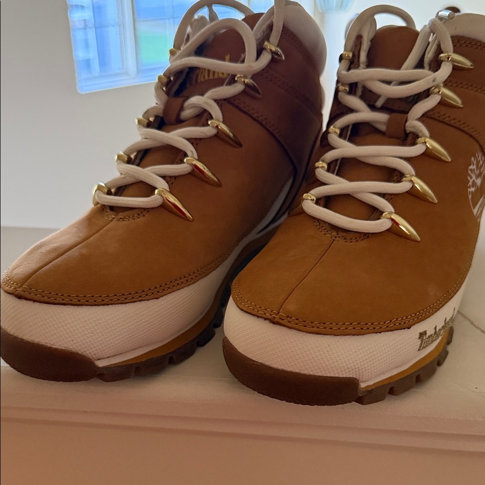 Timberland Tan and White Outdoor Boots